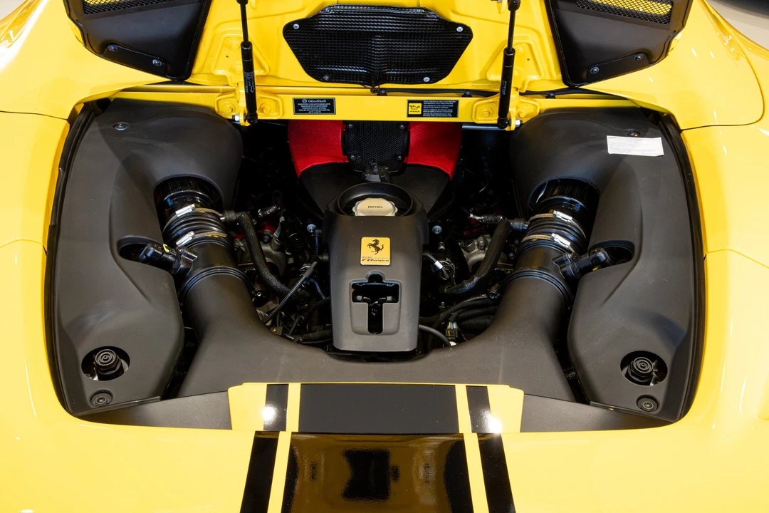 2021 Ferrari F8 Spider - Image 5 of 19