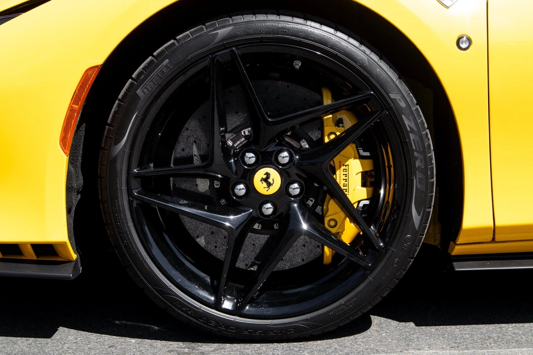 2021 Ferrari F8 Spider - Image 12 of 19