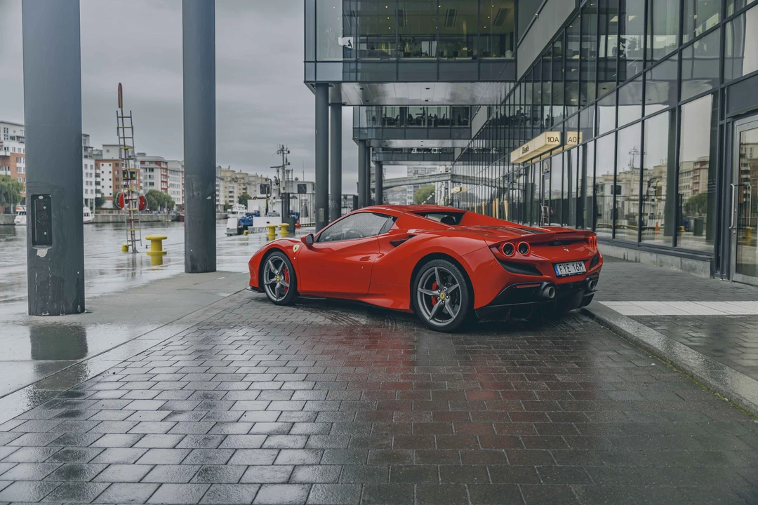 2020 Ferrari F8 Spider - Image 5 of 31