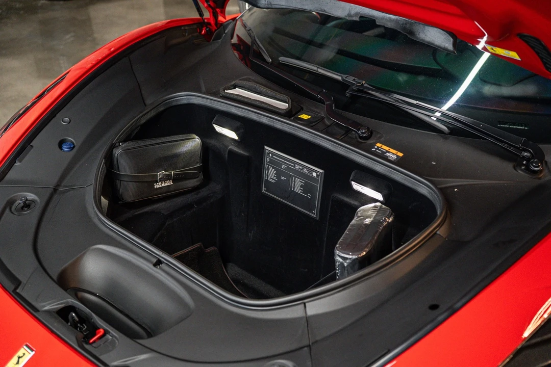 2021 Ferrari F8 Tributo - Image 23 of 24