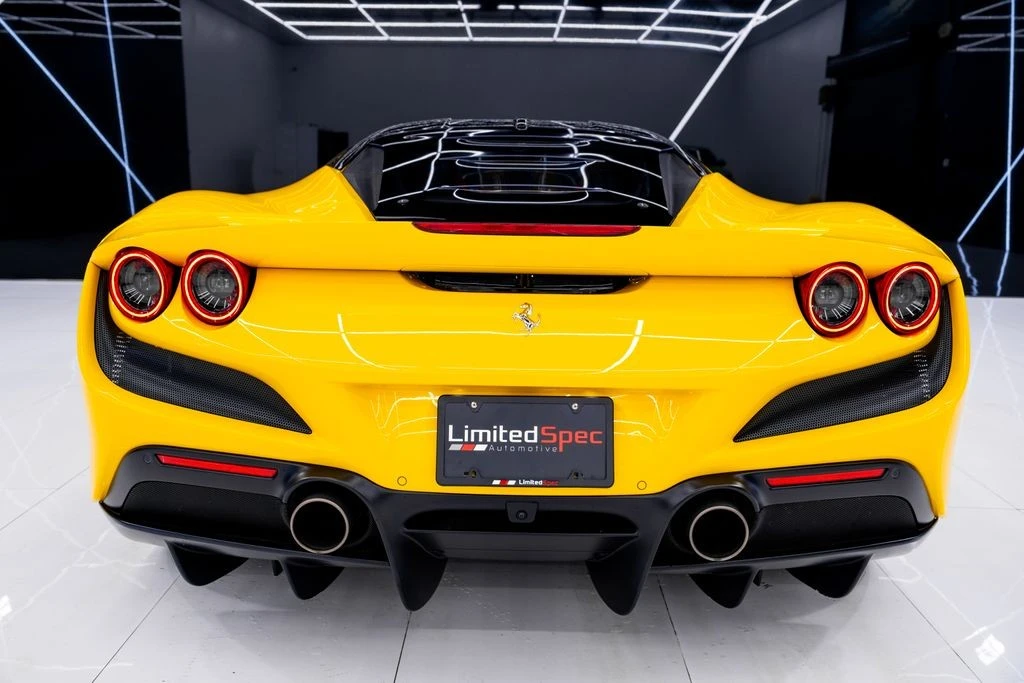 2021 Ferrari F8 Tributo - Image 18 of 31