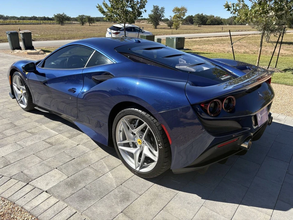 2021 Ferrari F8 Tributo - Image 11 of 21