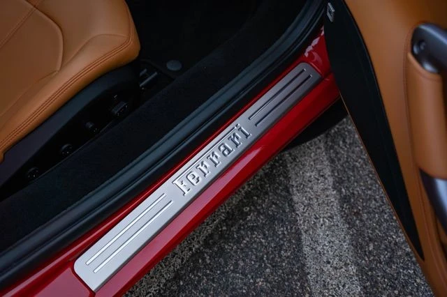 2021 Ferrari F8 Tributo - Image 15 of 31