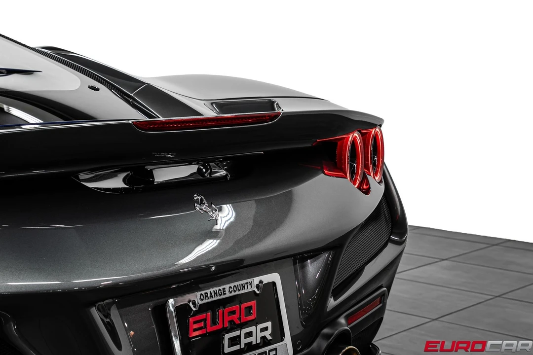 2021 Ferrari F8 Tributo - Image 23 of 31