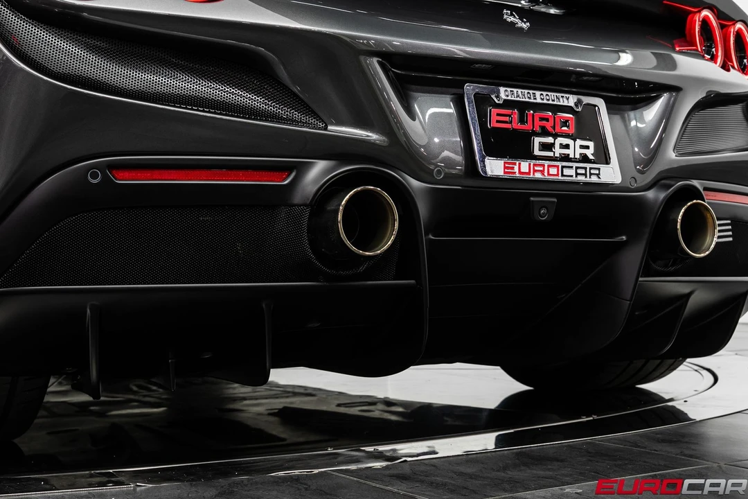 2021 Ferrari F8 Tributo - Image 24 of 31