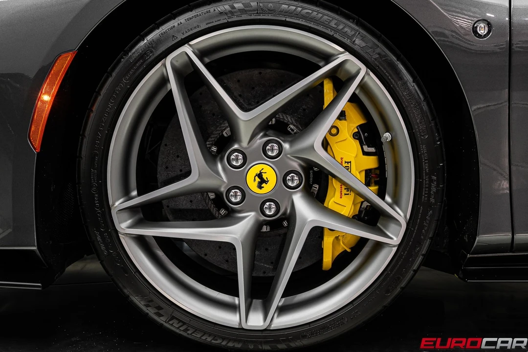 2021 Ferrari F8 Tributo - Image 25 of 31