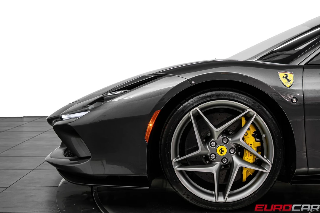 2021 Ferrari F8 Tributo - Image 15 of 31