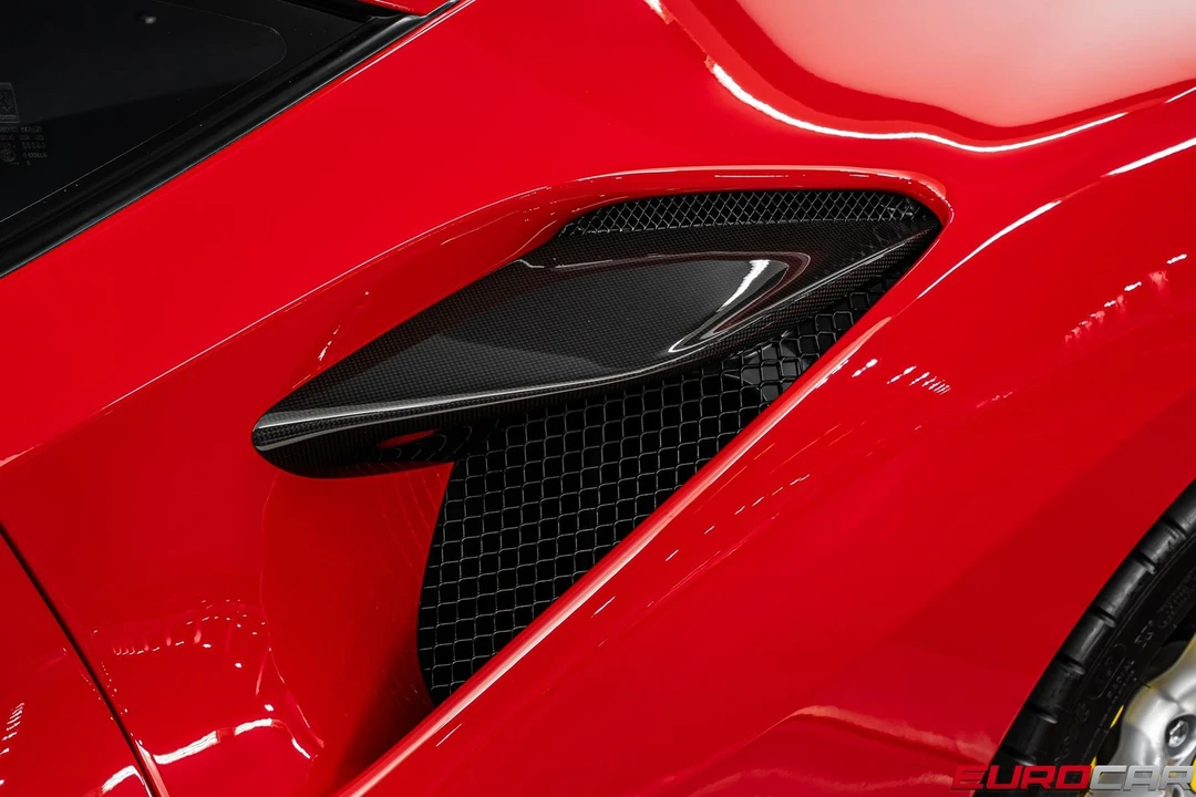2021 Ferrari F8 Tributo - Image 16 of 31