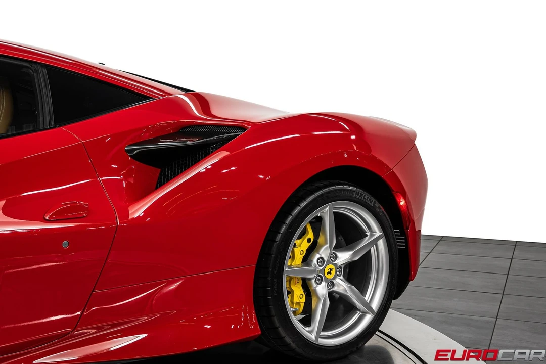 2021 Ferrari F8 Tributo - Image 17 of 31