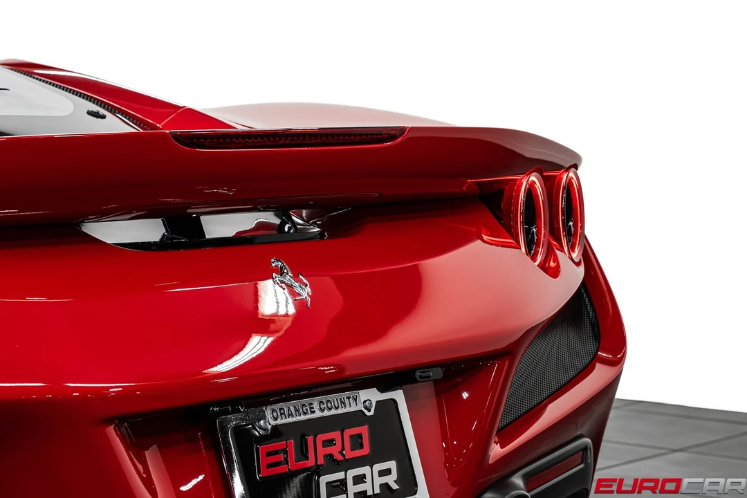 2021 Ferrari F8 Tributo - Image 23 of 31