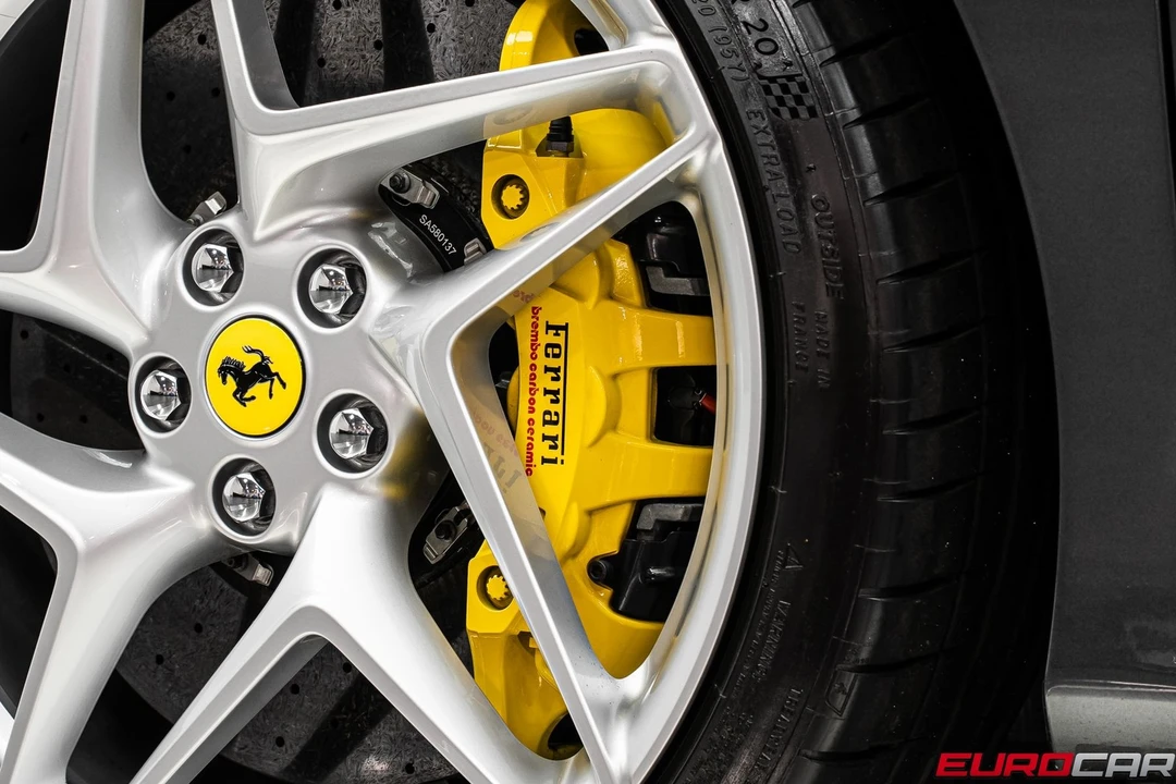 2021 Ferrari F8 Tributo - Image 26 of 31