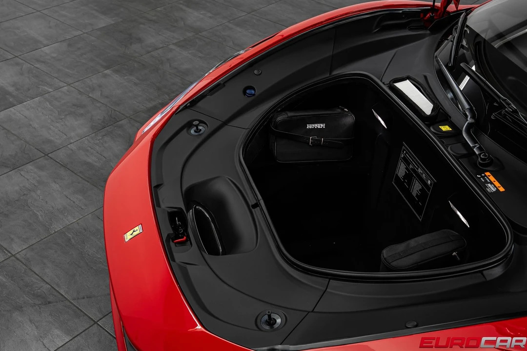 2021 Ferrari F8 Tributo - Image 11 of 31