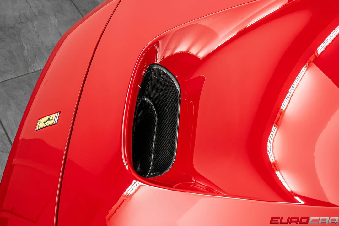 2021 Ferrari F8 Tributo - Image 10 of 31