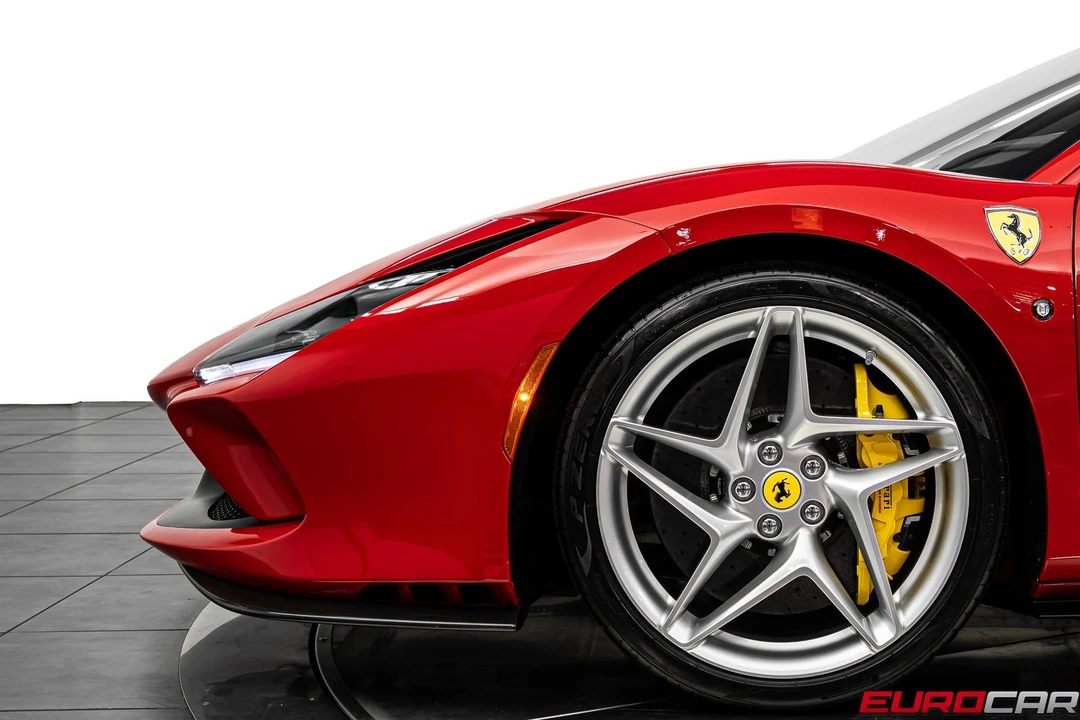 2021 Ferrari F8 Tributo - Image 16 of 31