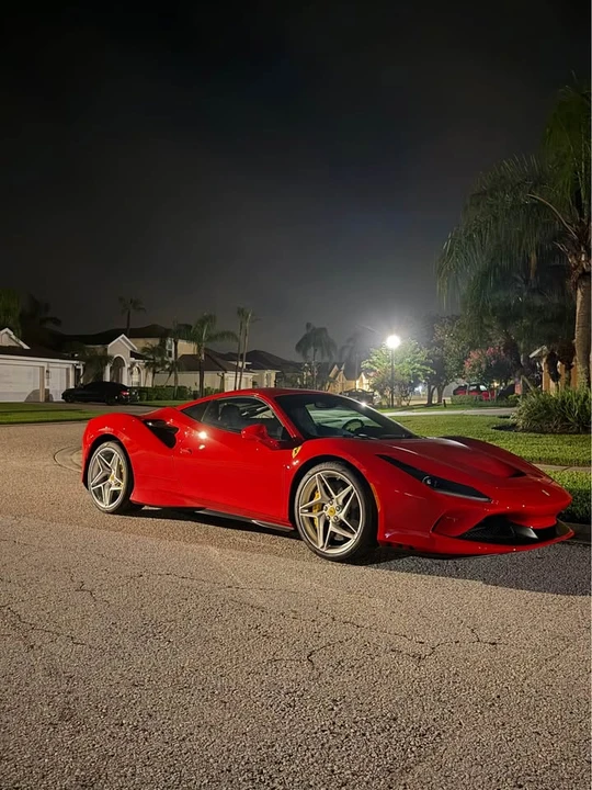 2021 Ferrari F8 Tributo - Image 2 of 7