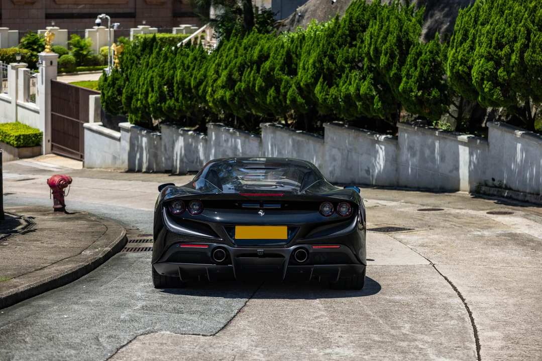 2021 Ferrari F8 Tributo - Image 15 of 31