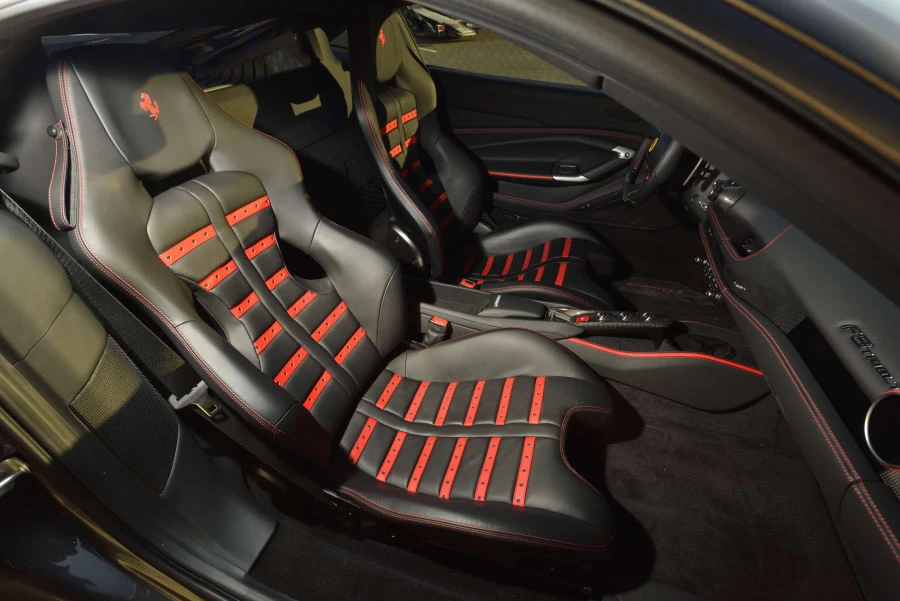 2021 Ferrari F8 Tributo - Image 25 of 31