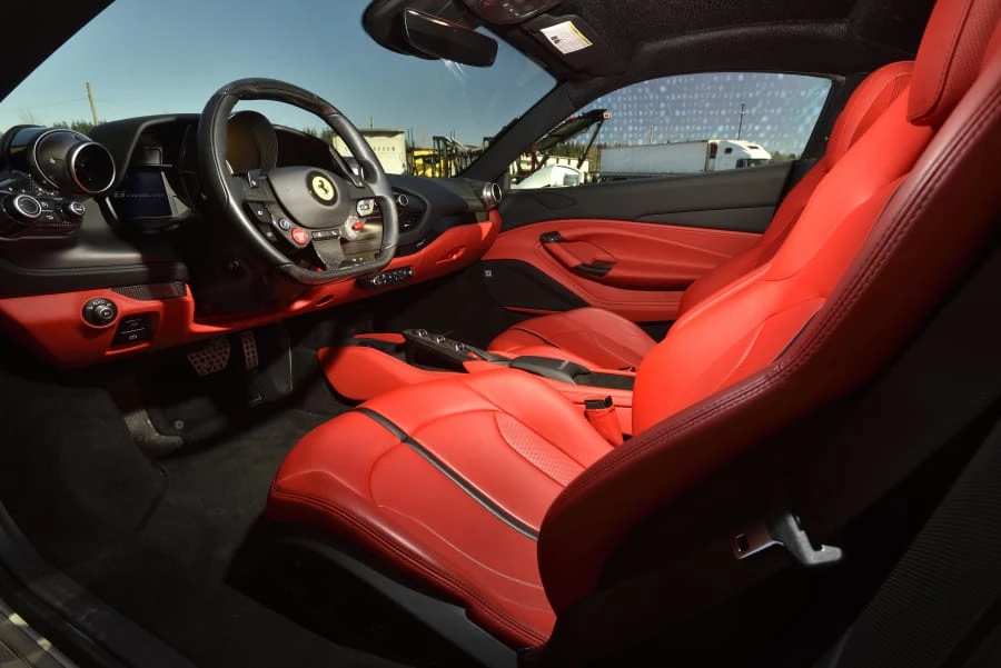 2021 Ferrari F8 Tributo - Image 29 of 31