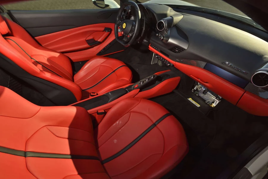 2021 Ferrari F8 Tributo - Image 26 of 31