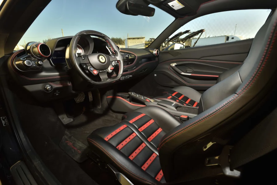 2021 Ferrari F8 Tributo - Image 22 of 31