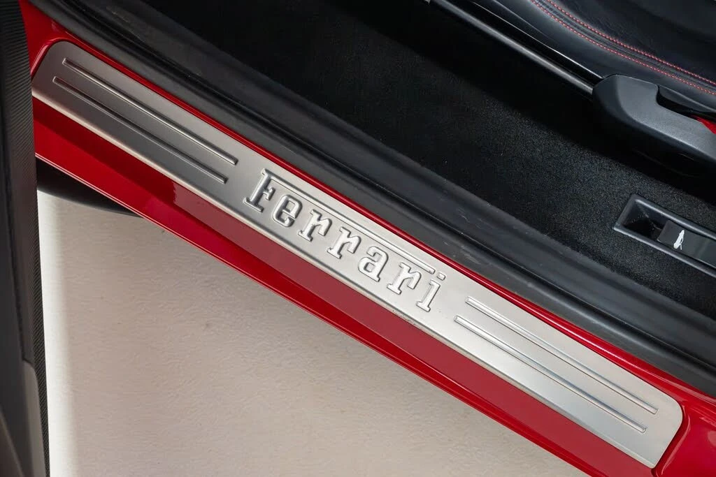 2021 Ferrari F8 Tributo - Image 27 of 31