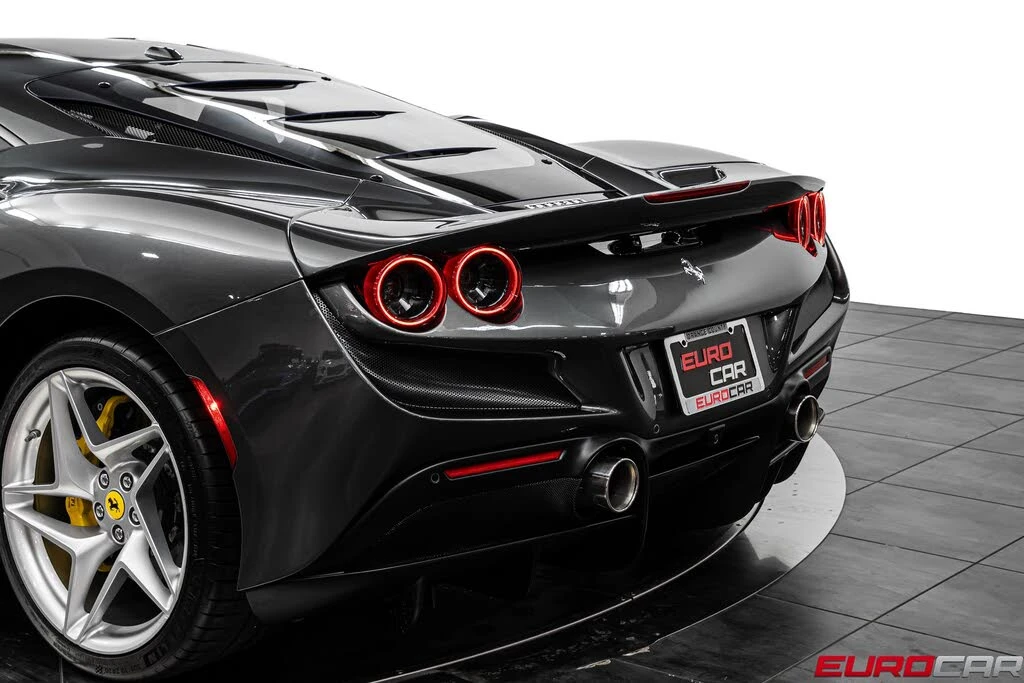 2021 Ferrari F8 Tributo - Image 19 of 31
