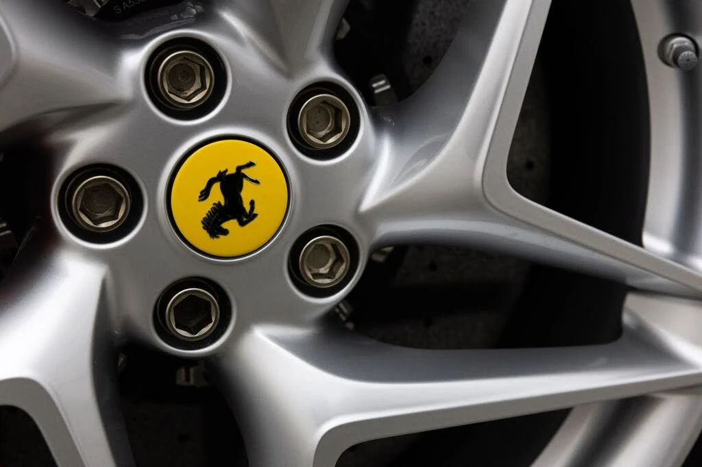 2021 Ferrari F8 Tributo - Image 17 of 31