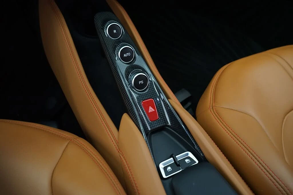 2021 Ferrari F8 Tributo - Image 17 of 27