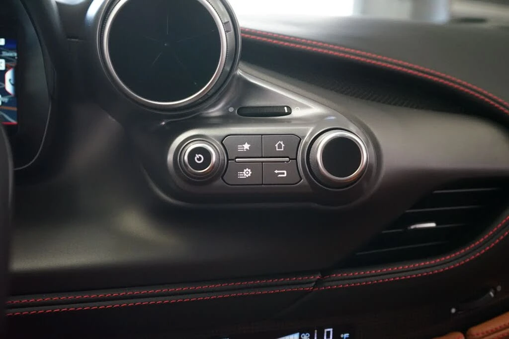 2021 Ferrari F8 Tributo - Image 21 of 27