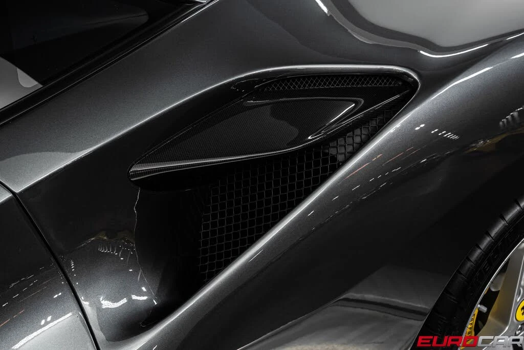 2021 Ferrari F8 Tributo - Image 16 of 31