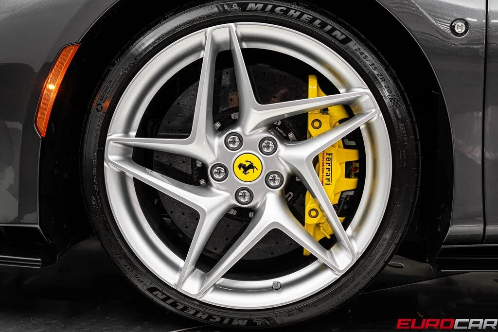 2021 Ferrari F8 Tributo - Image 25 of 31