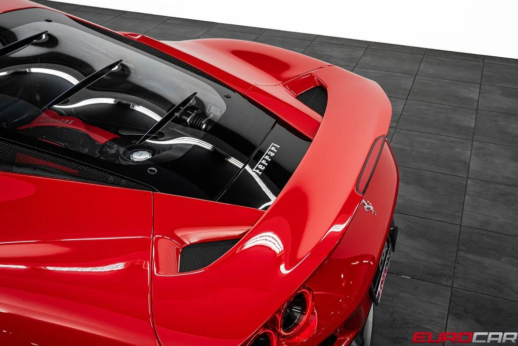 2021 Ferrari F8 Tributo - Image 20 of 31