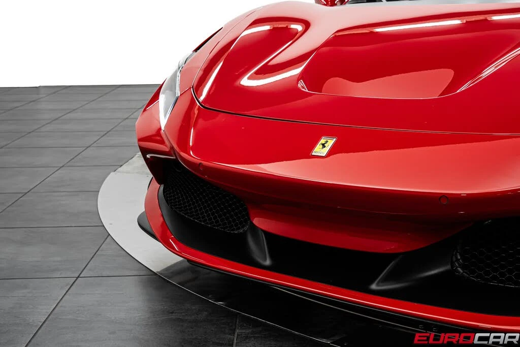 2021 Ferrari F8 Tributo - Image 12 of 31