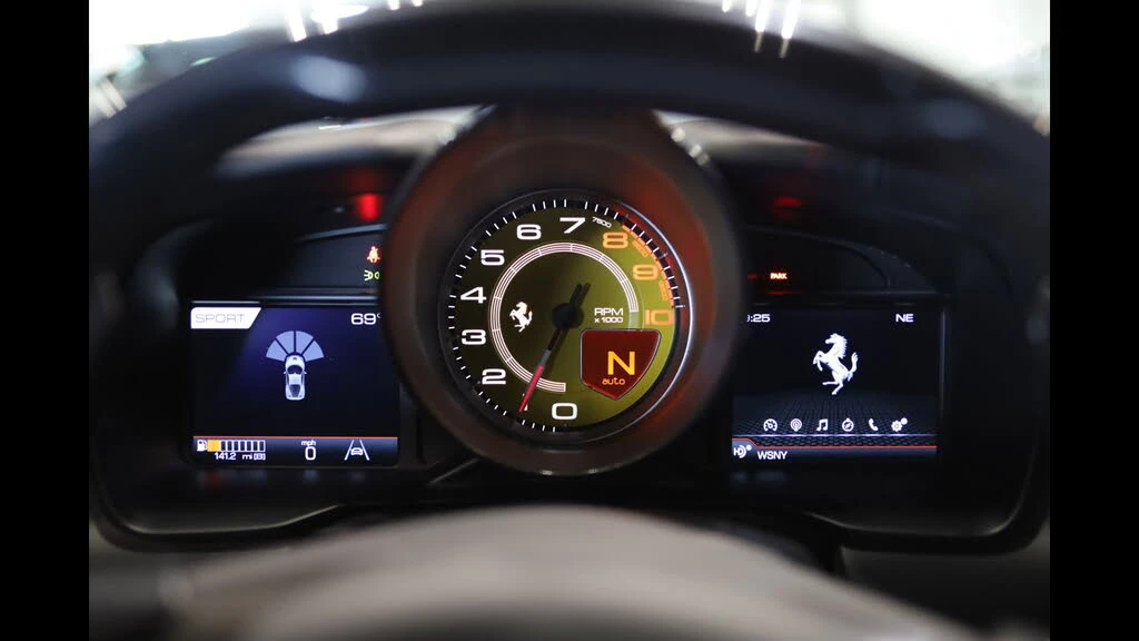 2021 Ferrari F8 Tributo - Image 20 of 31
