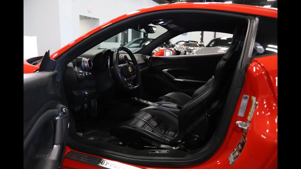 2021 Ferrari F8 Tributo - Image 15 of 31