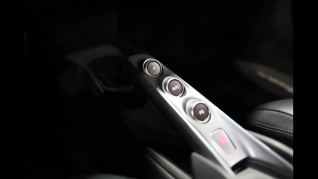 2021 Ferrari F8 Tributo - Image 28 of 31