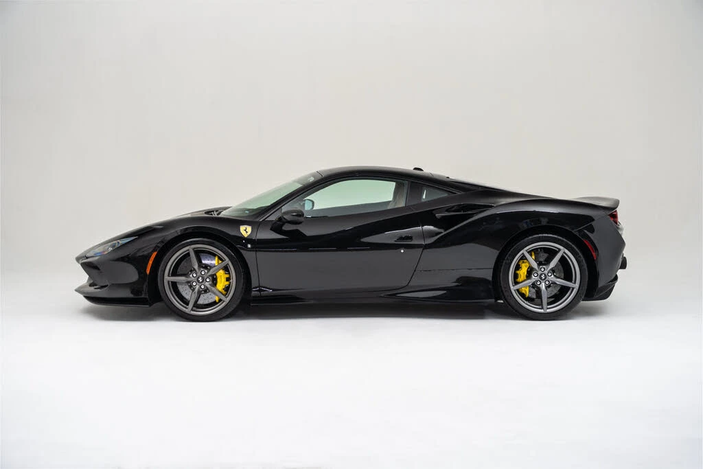 2021 Ferrari F8 Tributo - Image 2 of 31