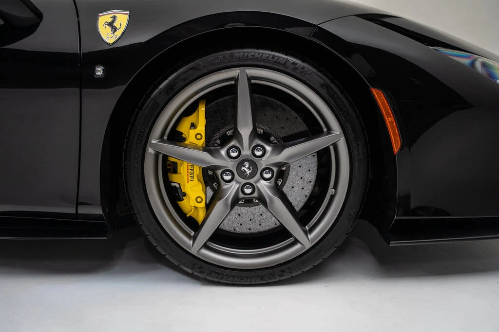 2021 Ferrari F8 Tributo - Image 16 of 31