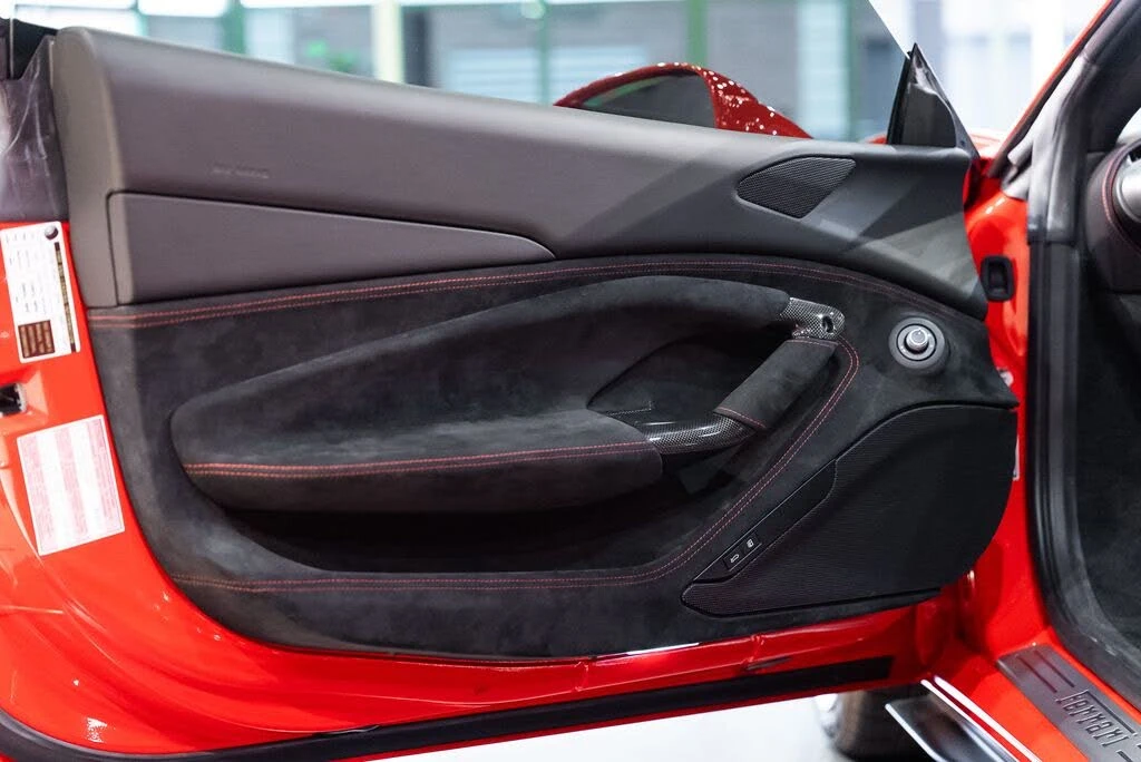 2021 Ferrari F8 Tributo - Image 24 of 31