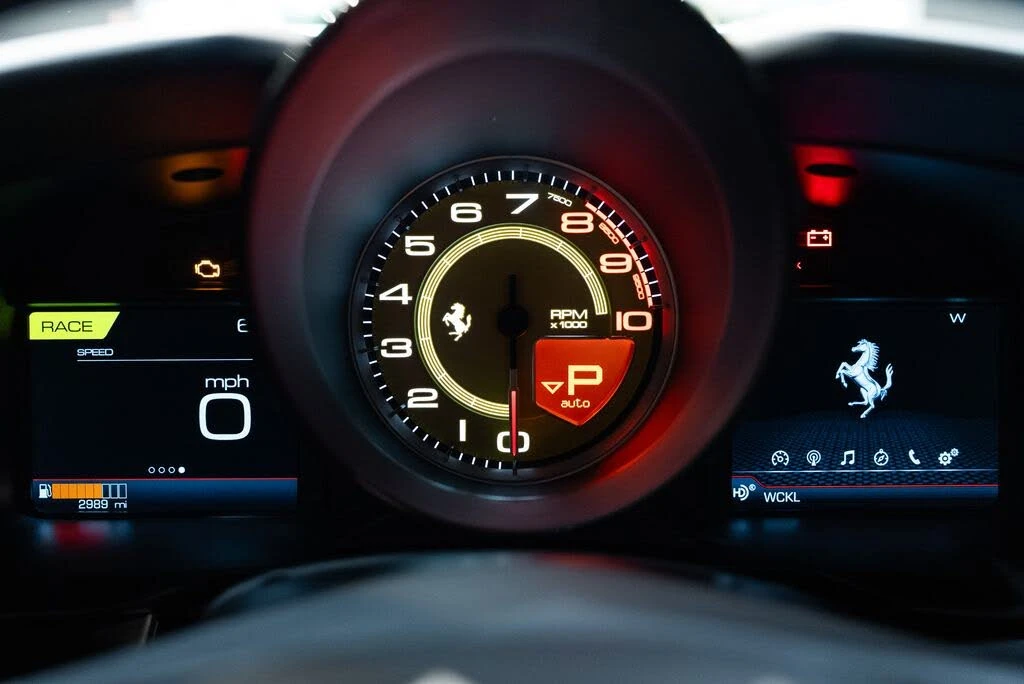 2021 Ferrari F8 Tributo - Image 28 of 31
