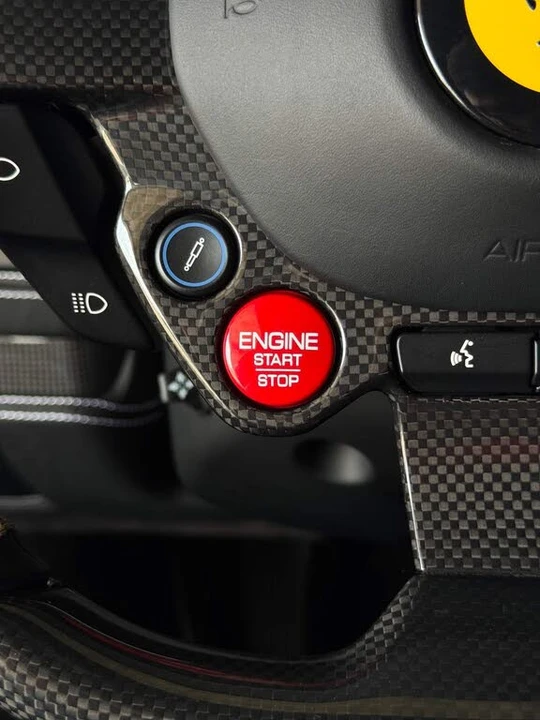 2021 Ferrari F8 Tributo - Image 15 of 26