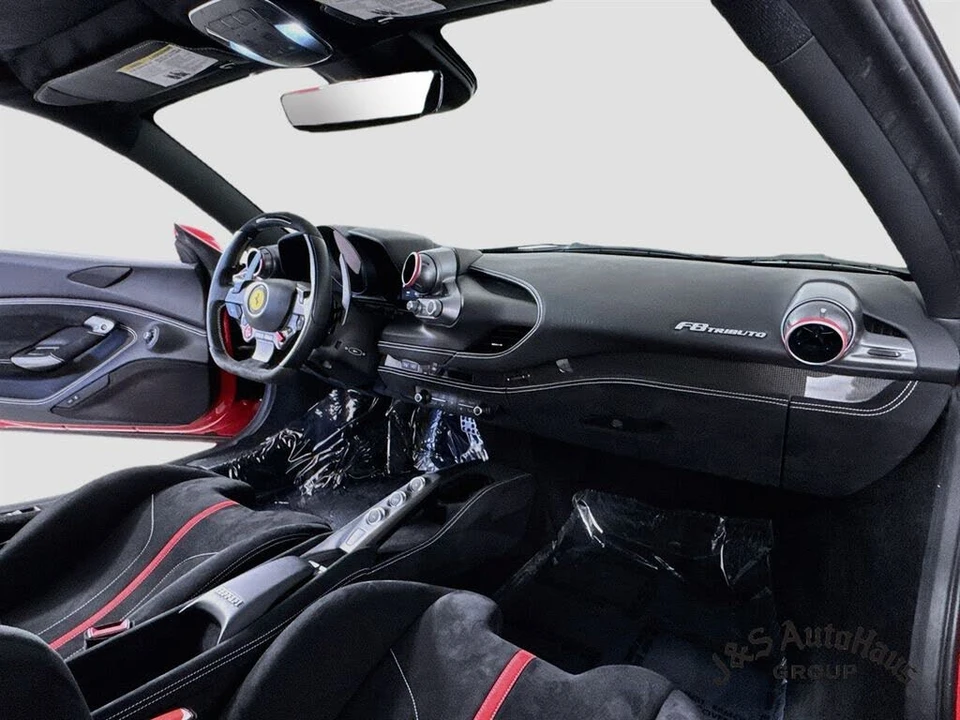 2021 Ferrari F8 Tributo - Image 29 of 31