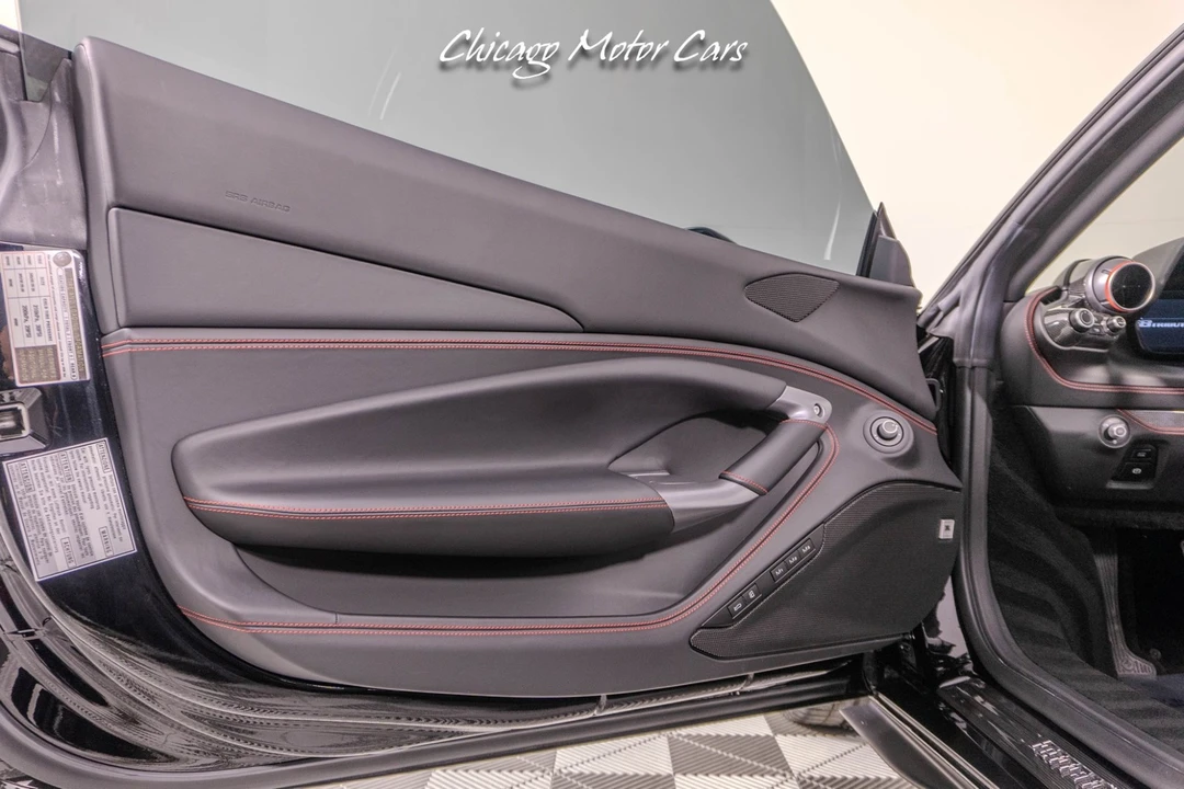 2021 Ferrari F8 Tributo - Image 9 of 12