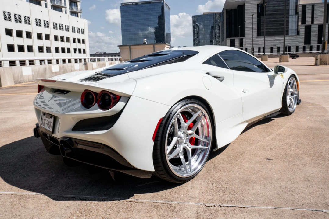 2021 Ferrari F8 Tributo - Image 10 of 31