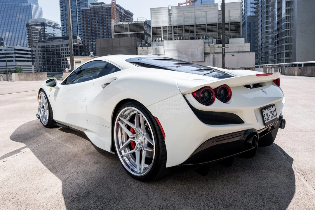2021 Ferrari F8 Tributo - Image 13 of 31