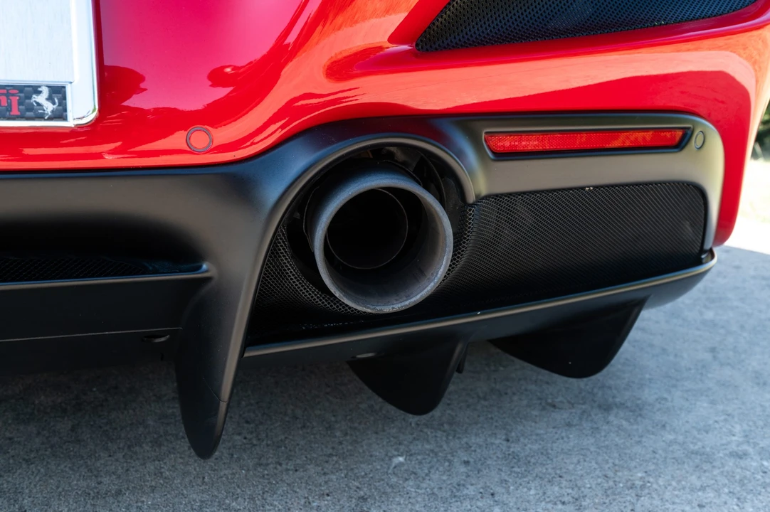 2021 Ferrari F8 Tributo - Image 18 of 31