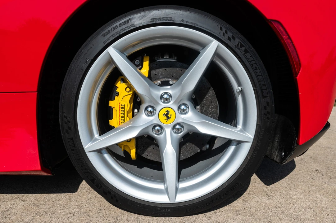 2021 Ferrari F8 Tributo - Image 29 of 31