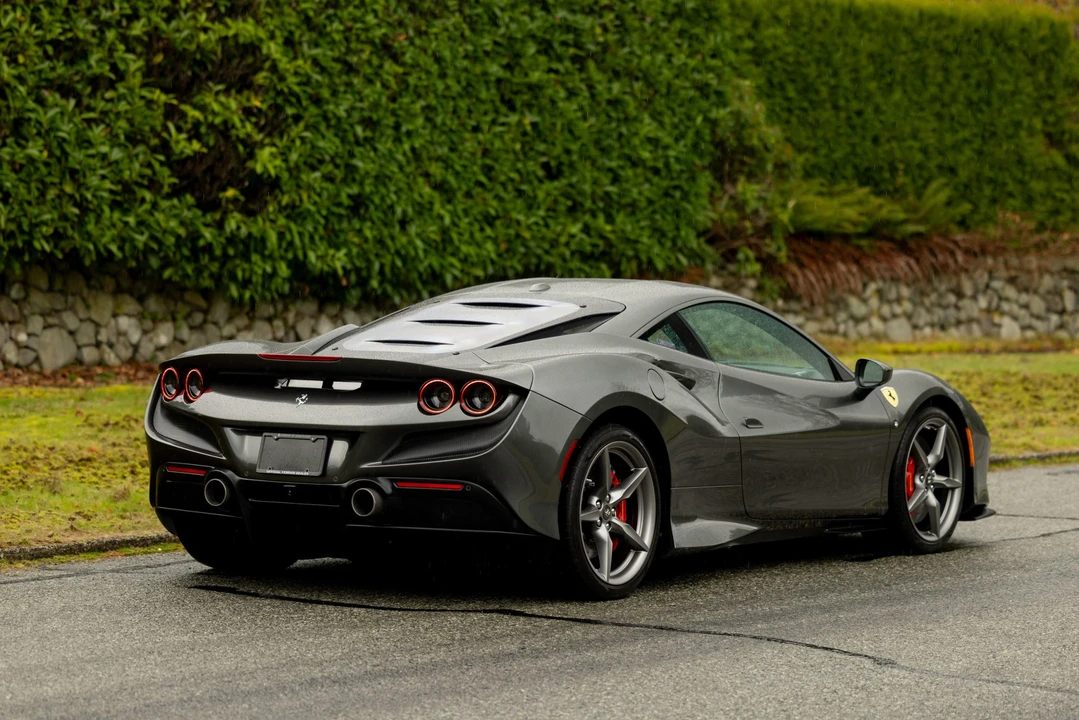 2021 Ferrari F8 Tributo - Image 28 of 31