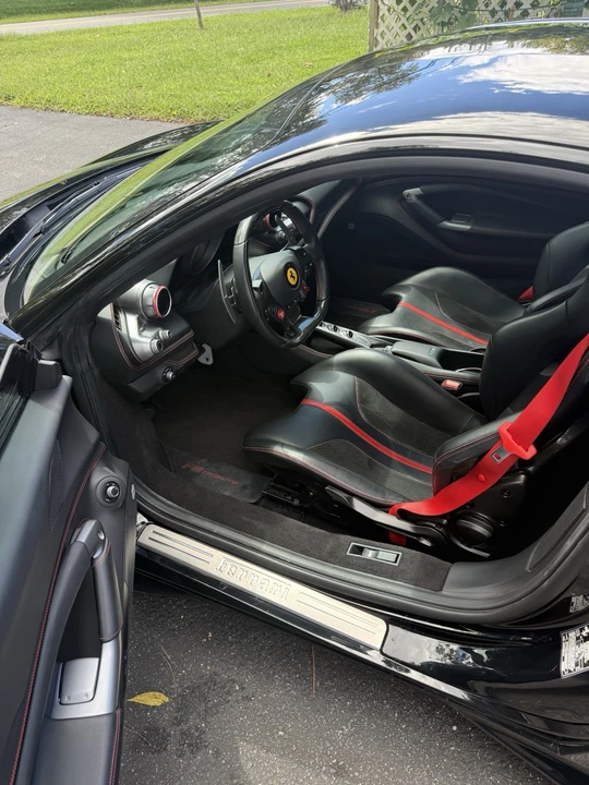 2021 Ferrari F8 Tributo - Image 10 of 12