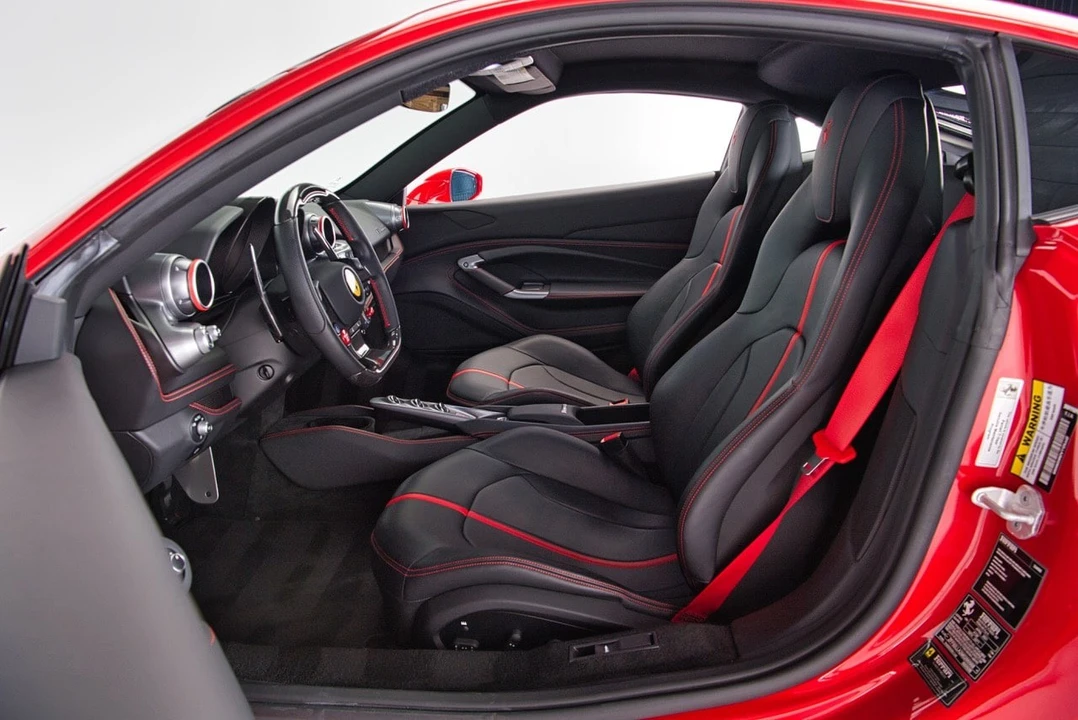 2021 Ferrari F8 Tributo - Image 5 of 8